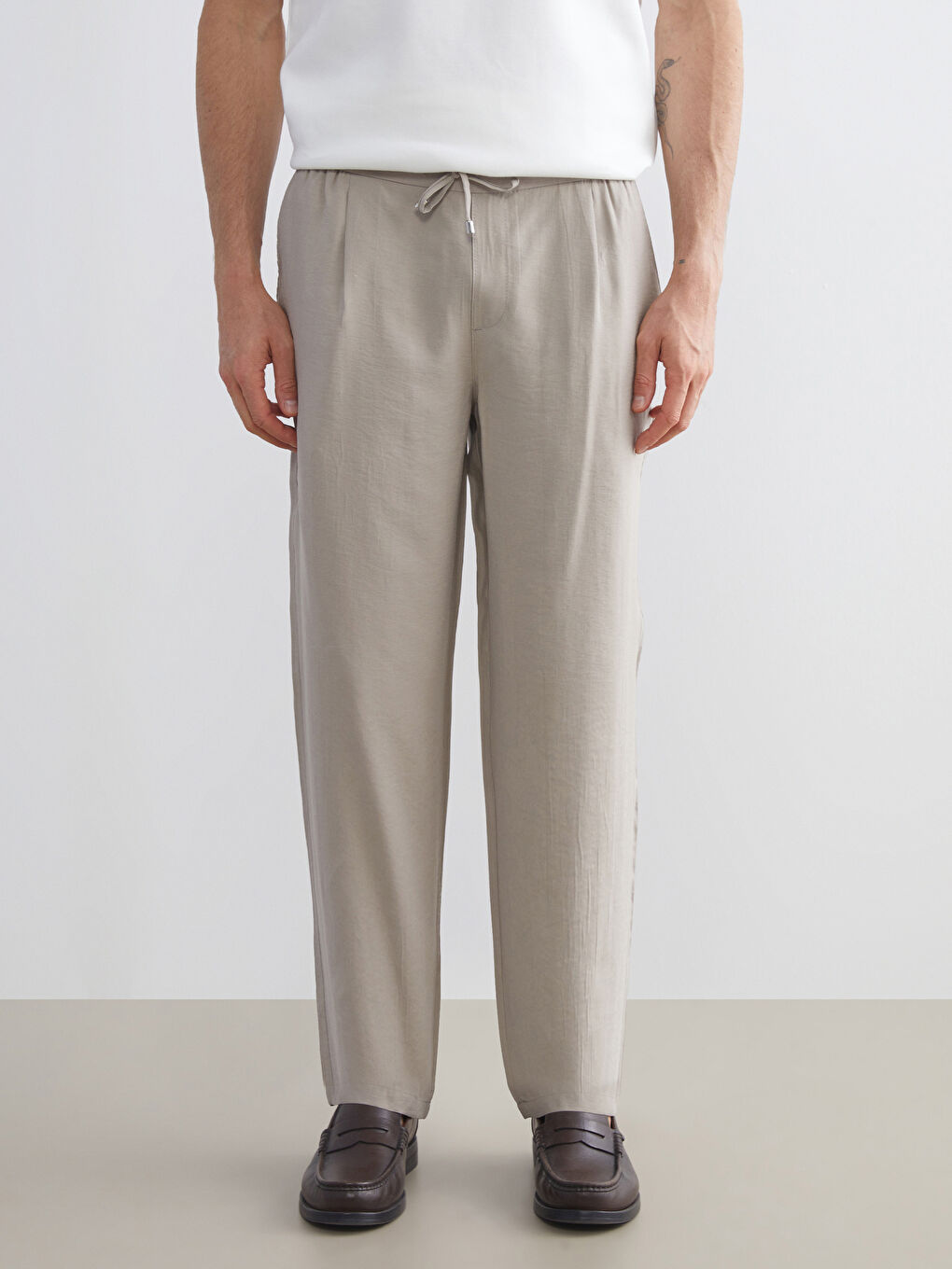 Bej Standart Kalıp Erkek Pantolon-1