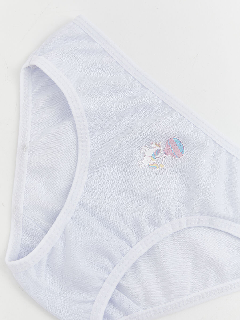 Beyaz Kız Çocuk Külot-1