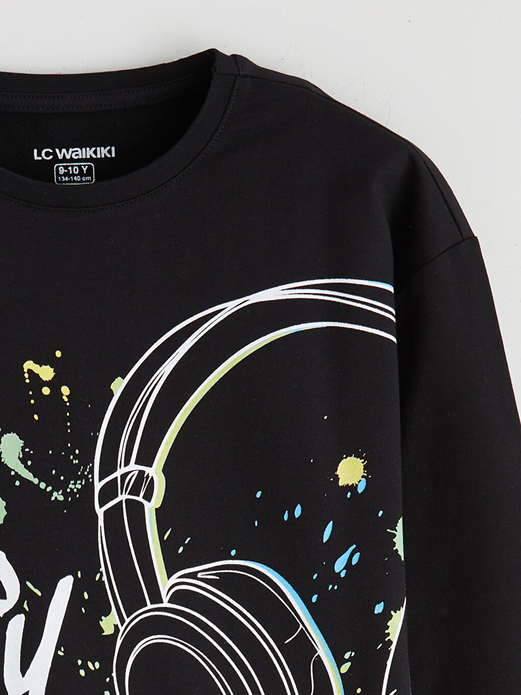 Siyah Bisiklet Yaka Erkek Çocuk Pijama Üst-2