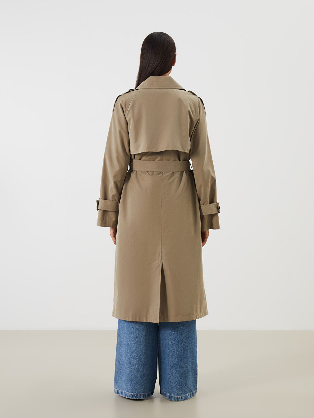 LCW Modest معطف واقٍ من المطر كاكي امرأة -W51528Z8-YCD