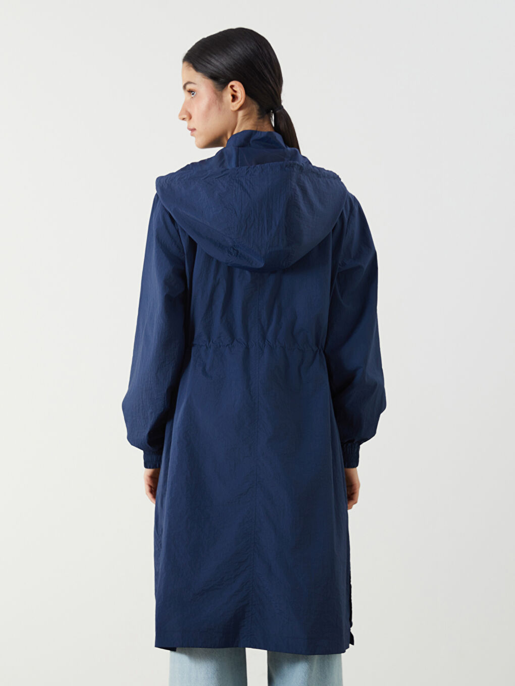 Lacivert Kadın Kapüşonlu Düz Yağmurluk-4