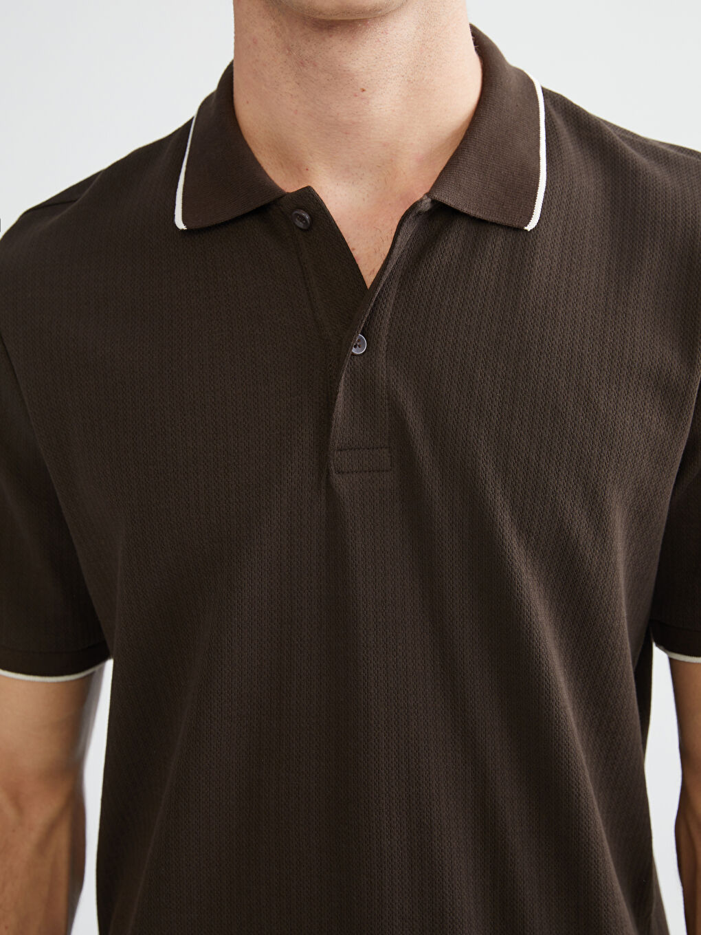 Kahverengi Polo Yaka Erkek Tişört-2