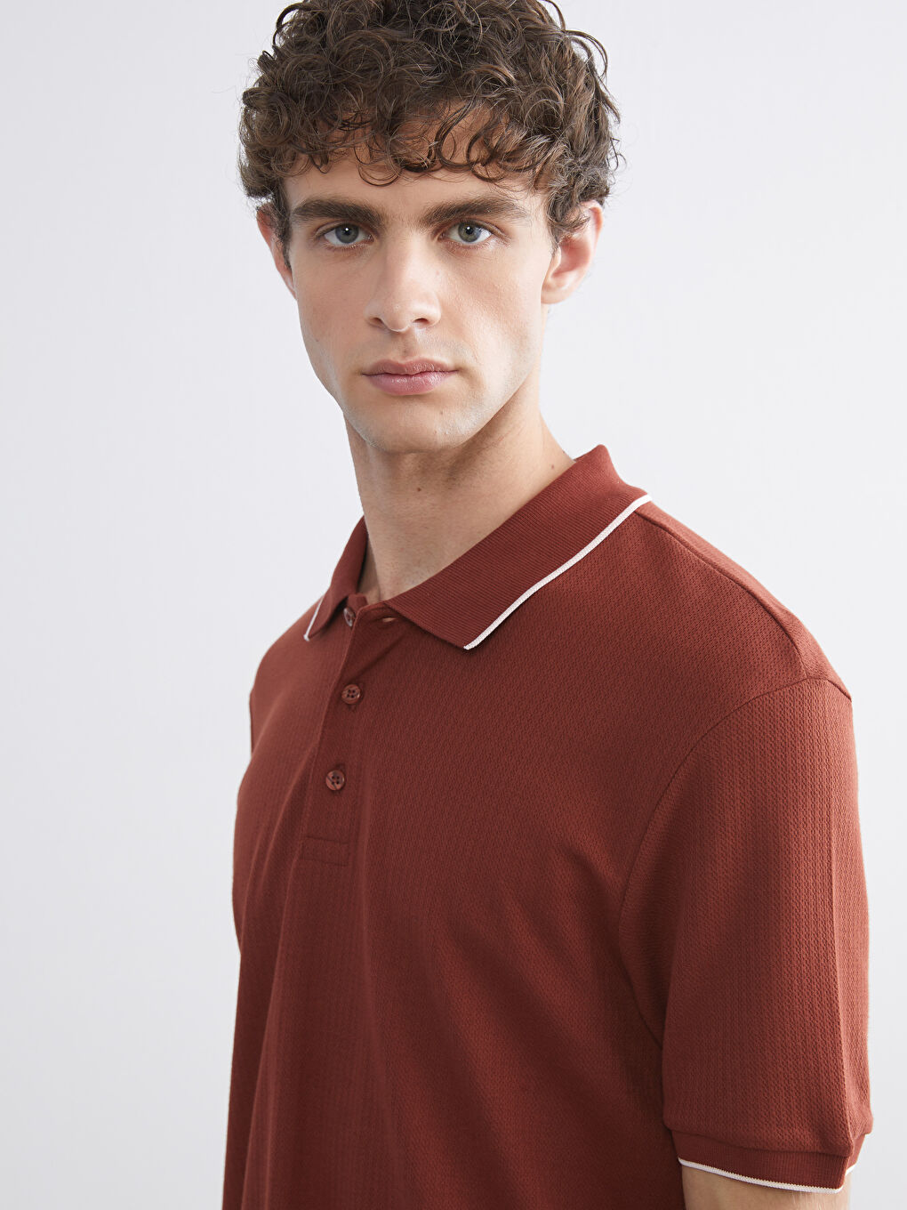 Kahverengi Polo Yaka Erkek Tişört