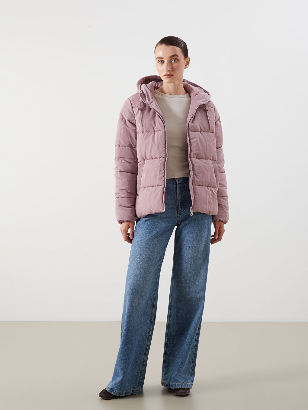 Hooded Women's Puffer Coat-1