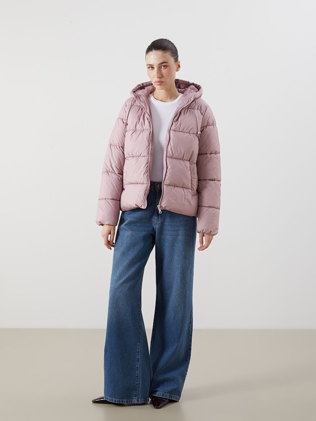 Hooded Women's Puffer Coat-1