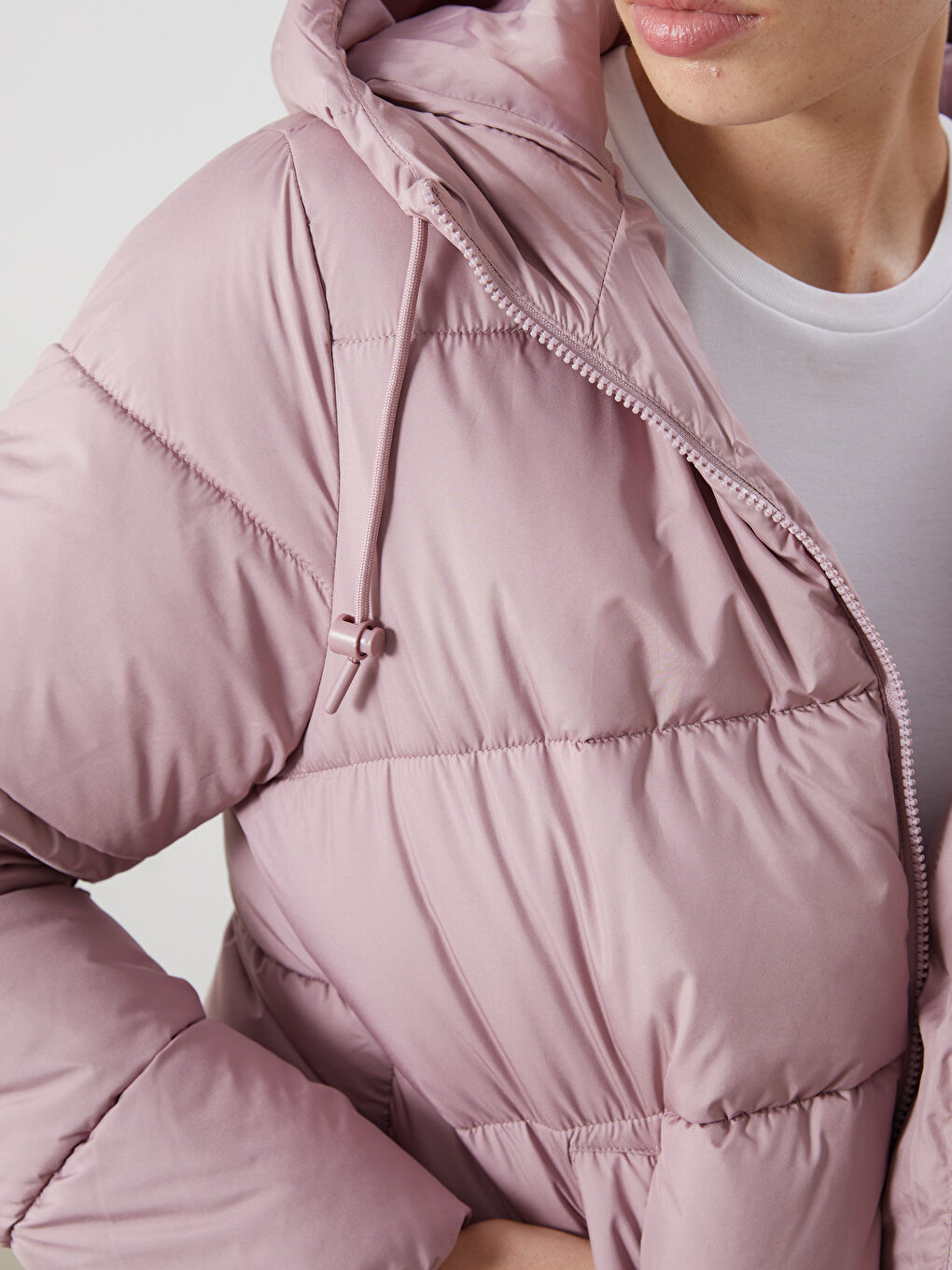 Hooded Women's Puffer Coat-2