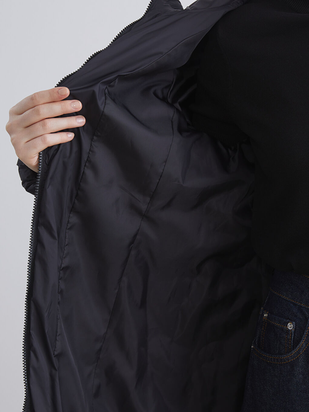 Hooded Women's Puffer Coat-3