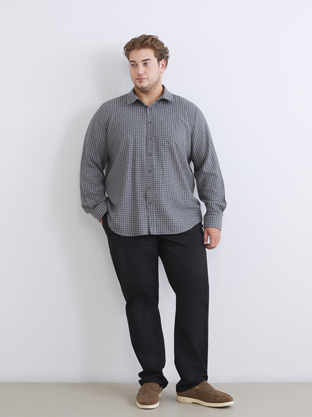Standard Fit Gabardine Men's Chino Trousers-1