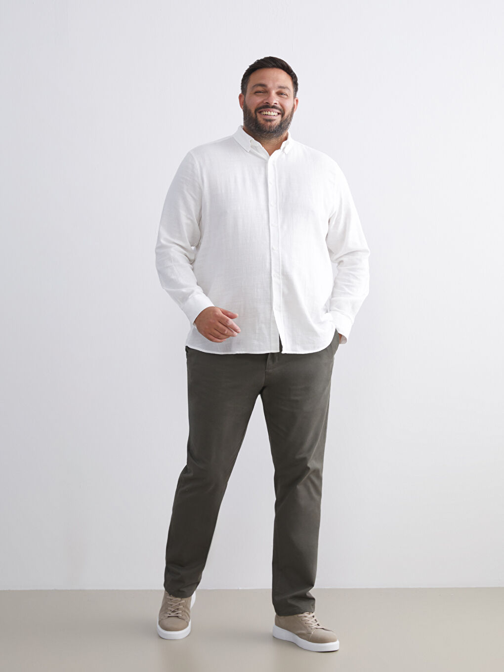 Standard Fit Gabardine Men's Chino Trousers-1