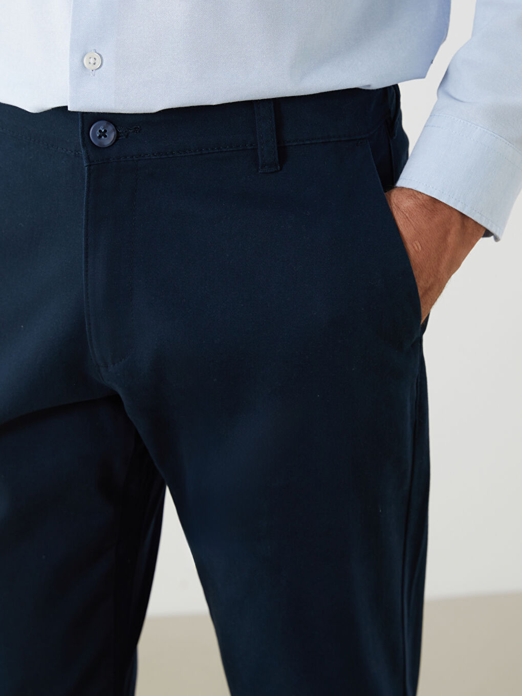 LCWAIKIKI Classic Standard Fit Gabardine Men's Chino Trousers -W51787Z8-KN7