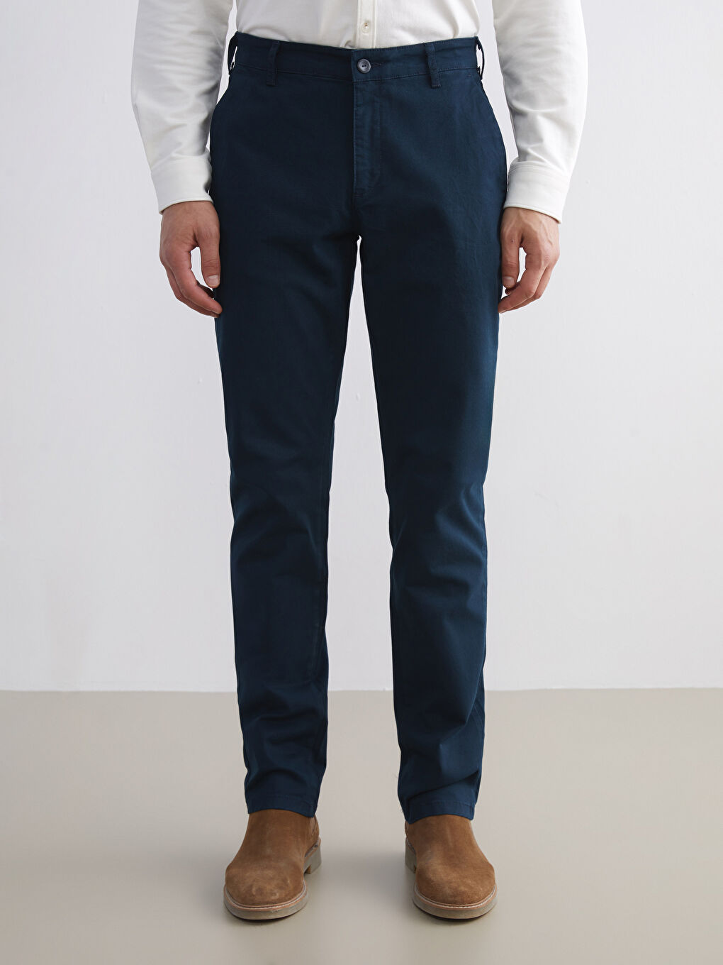 Standard Fit Gabardine Men's Chino Trousers-3
