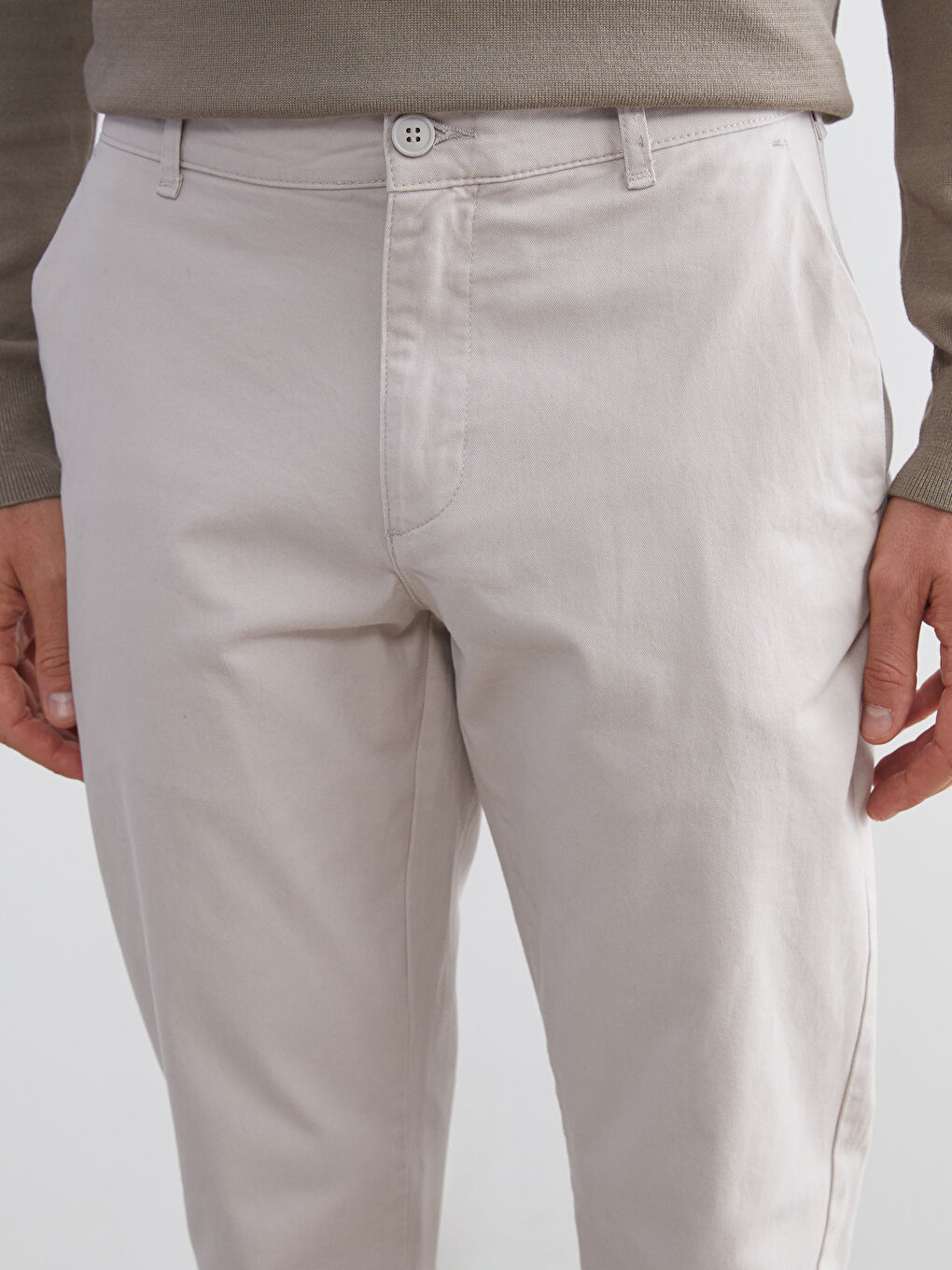 LCWAIKIKI Classic Standard Fit Gabardine Men's Chino Trousers -W51787Z8-QYF