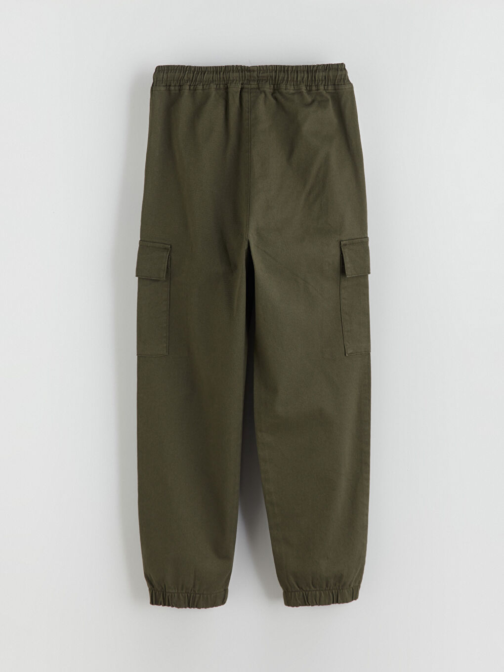 LCW Kids پانتۆڵی جۆگەر بارهەڵگر بە کەمەر لاستیکی بۆ کوڕان -W51867Z4-KDX