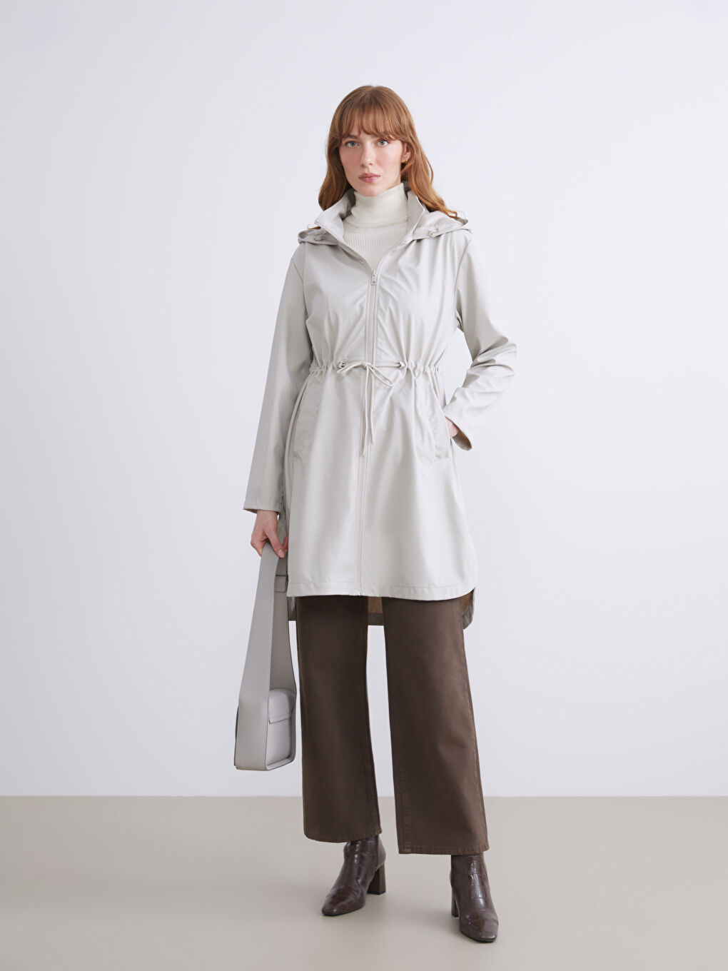 LCWAIKIKI Classic Hooded Women's Raincoat -W52008Z8-CSW