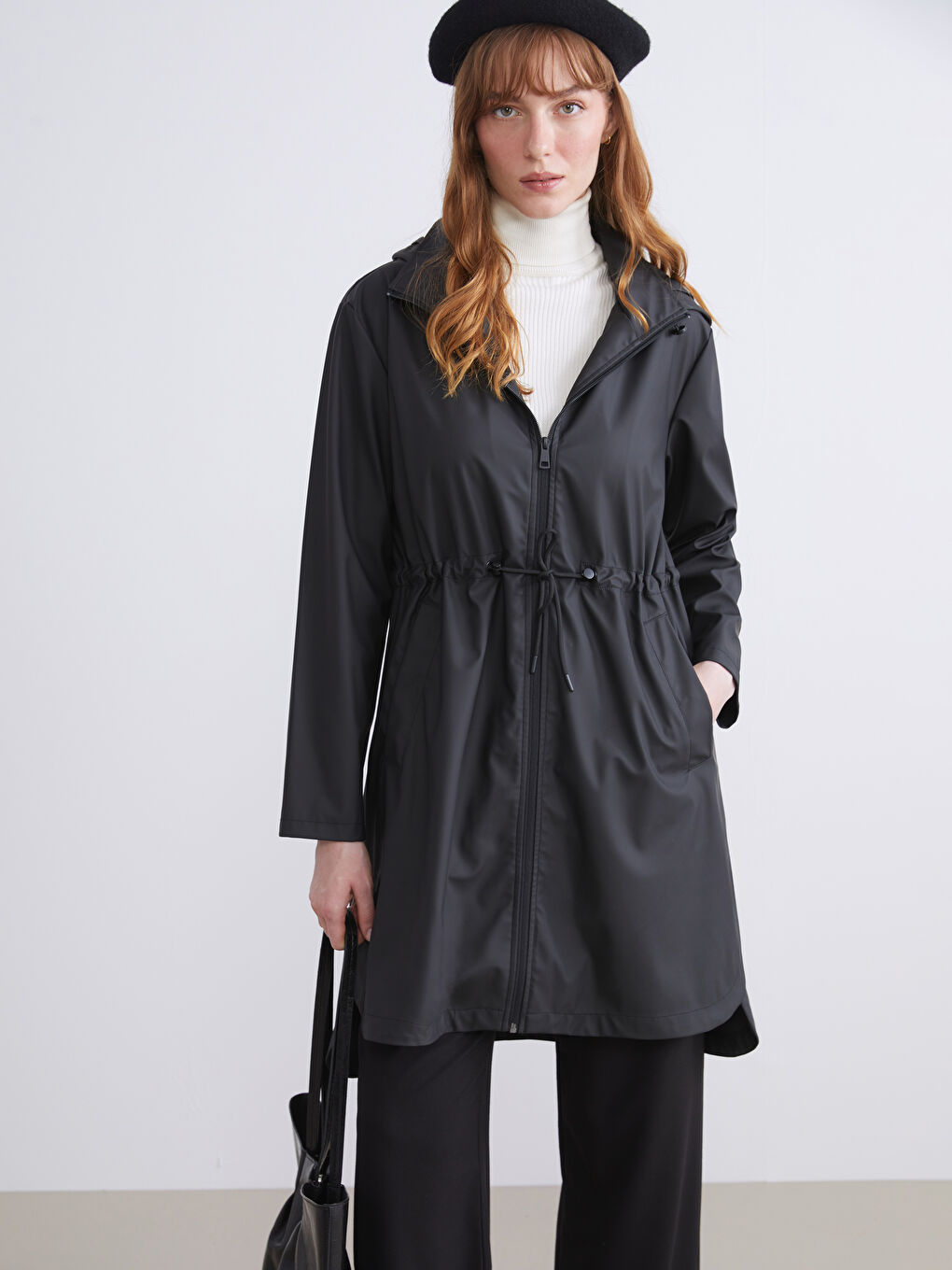 LCWAIKIKI Classic Hooded Women's Raincoat -W52008Z8-CVL