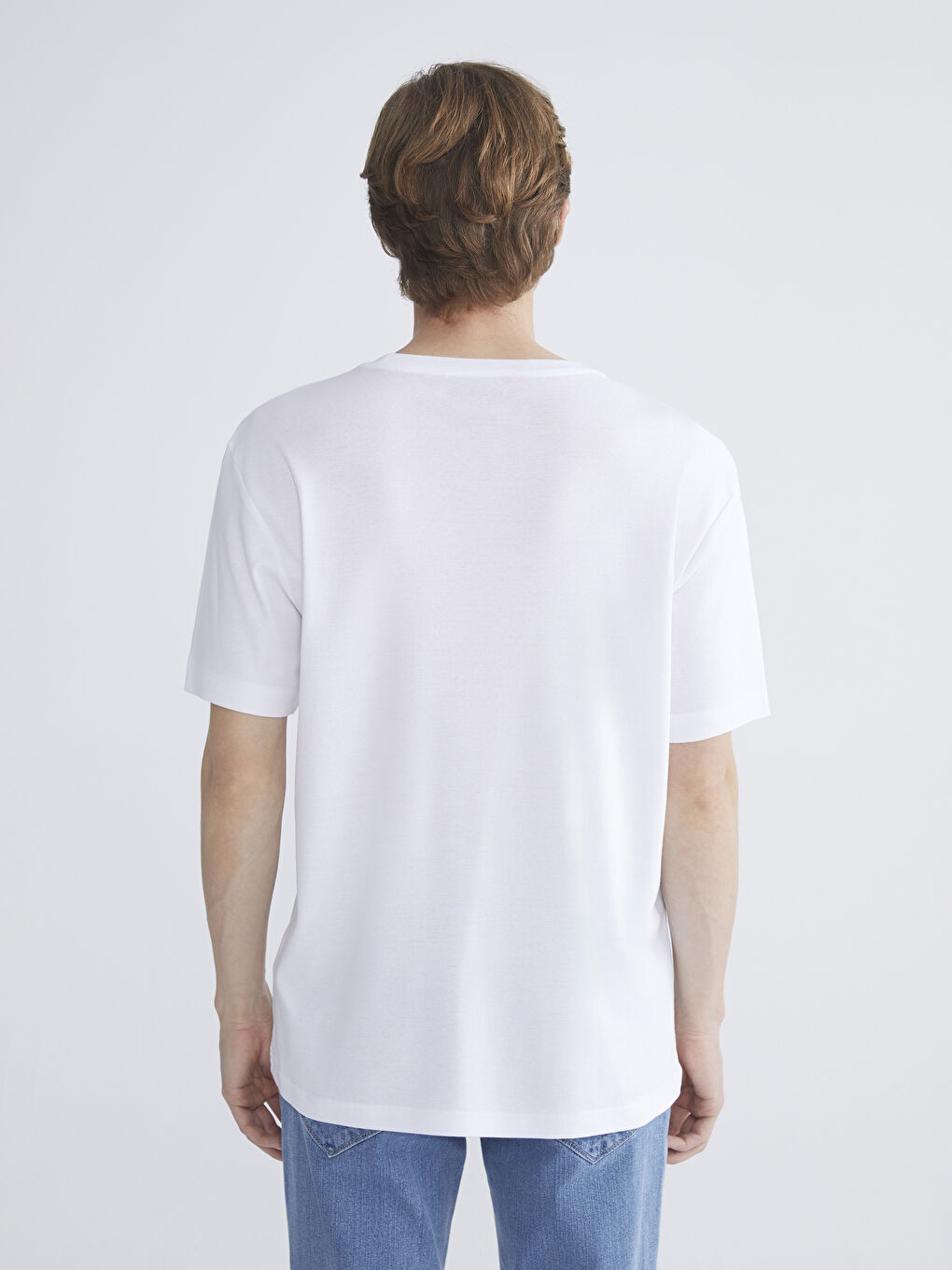 Beyaz Bisiklet Yaka Erkek Tişört-3