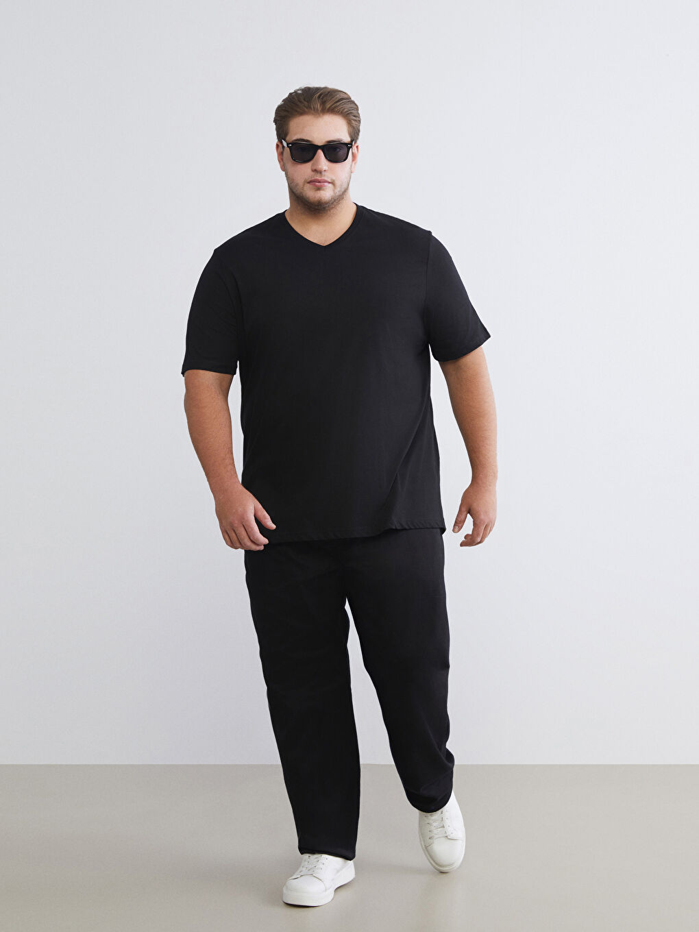 V-Neck Short Sleeve Jersey Men's T-Shirt-5