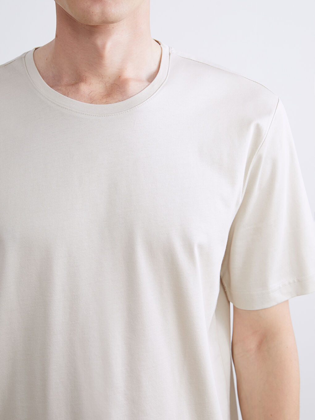 Gri Bisiklet Yaka Kısa Kollu Merserize Erkek Tişört-2