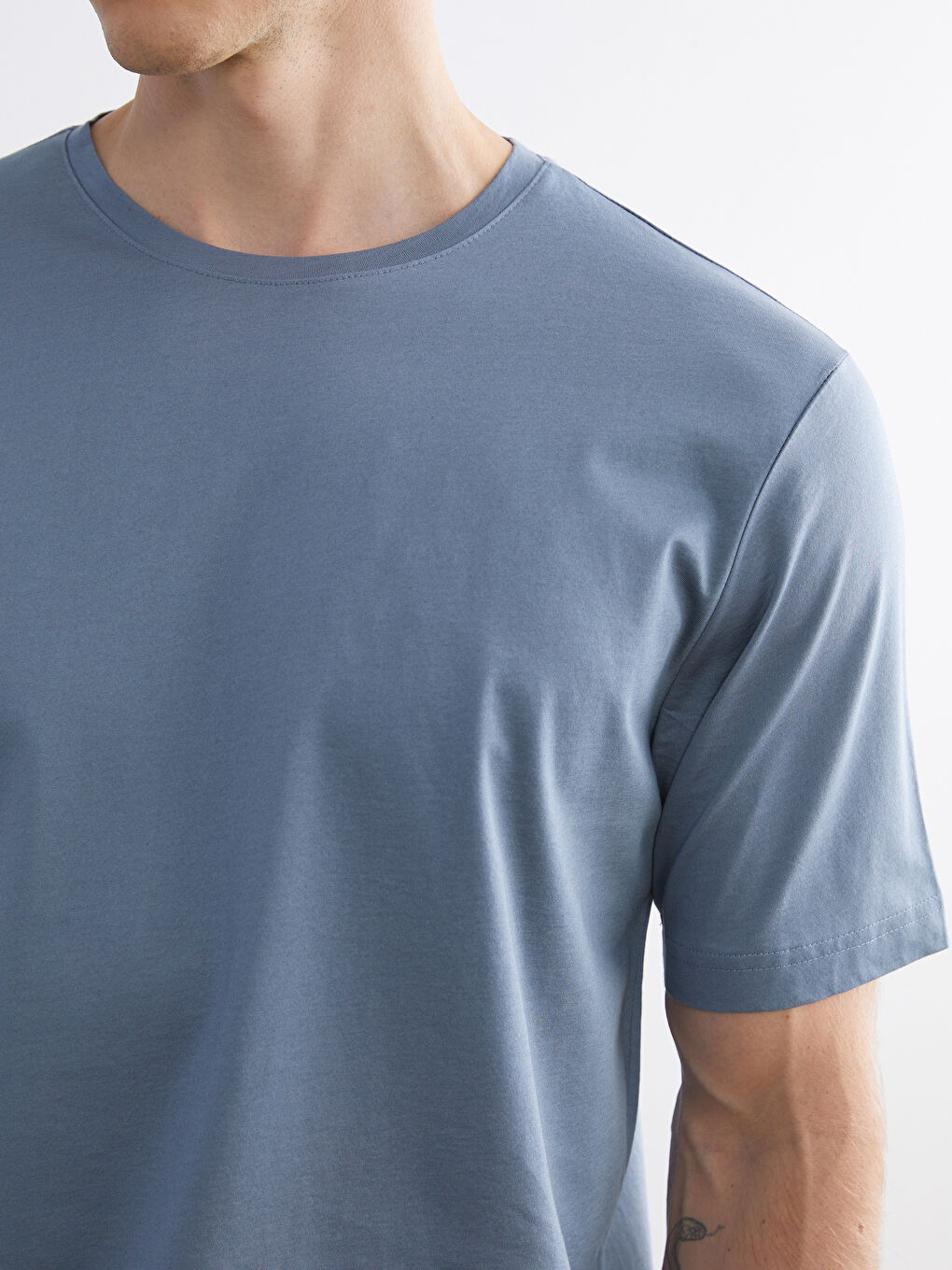 Mavi Bisiklet Yaka Kısa Kollu Merserize Erkek Tişört-2