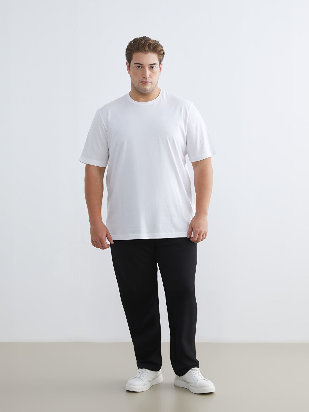 Beyaz Bisiklet Yaka Kısa Kollu Merserize Erkek Tişört-9