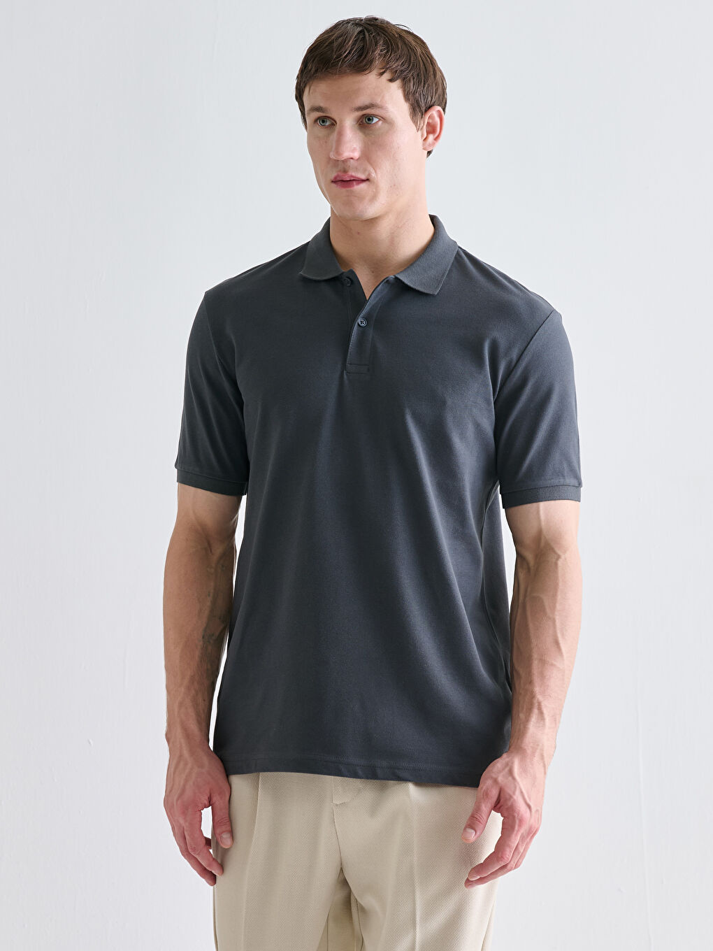 LCWAIKIKI Classic Polo Yaka Kısa Kollu Pike Erkek Tişört -W52042Z8-YKZ