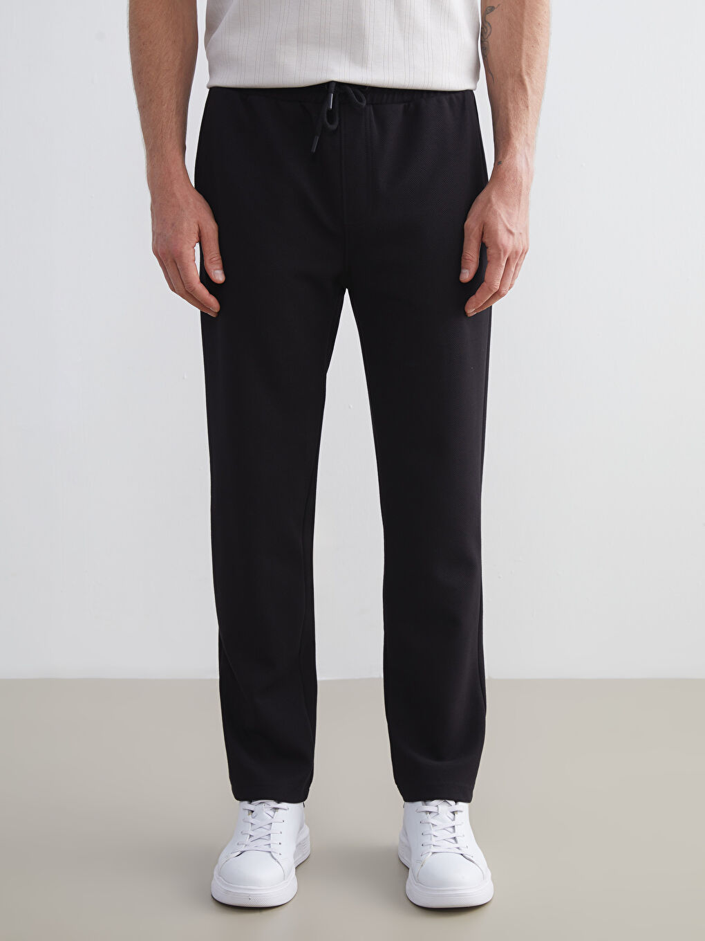 Siyah Standart Kalıp Erkek Eşofman Altı-2