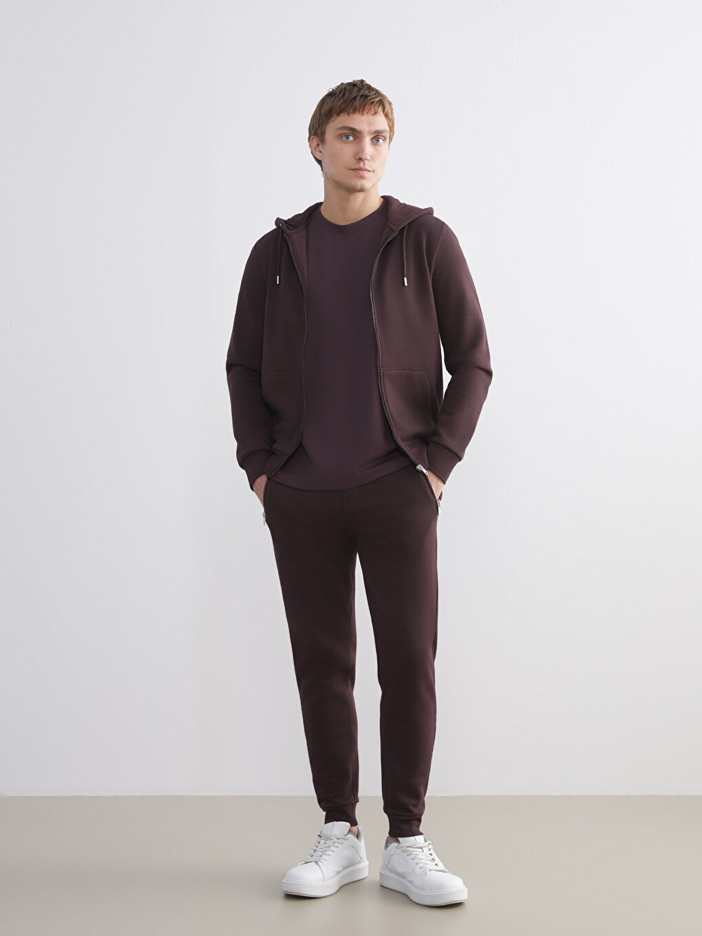 Man PLUM Jogger Sweatpants