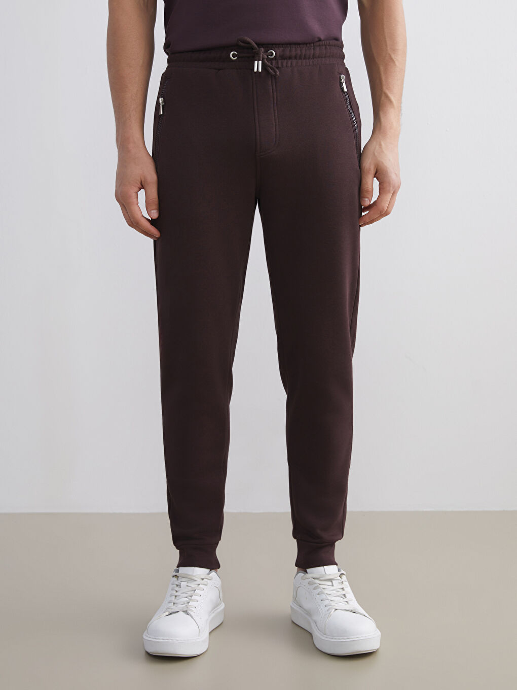 Man PLUM Jogger Sweatpants-1