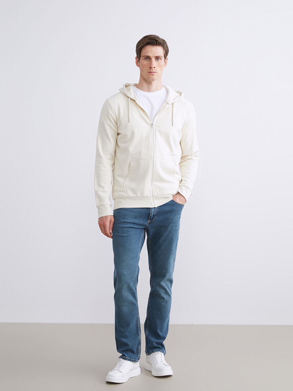 Bej Kapüşonlu Uzun Kollu Erkek Fermuarlı Sweatshirt-1