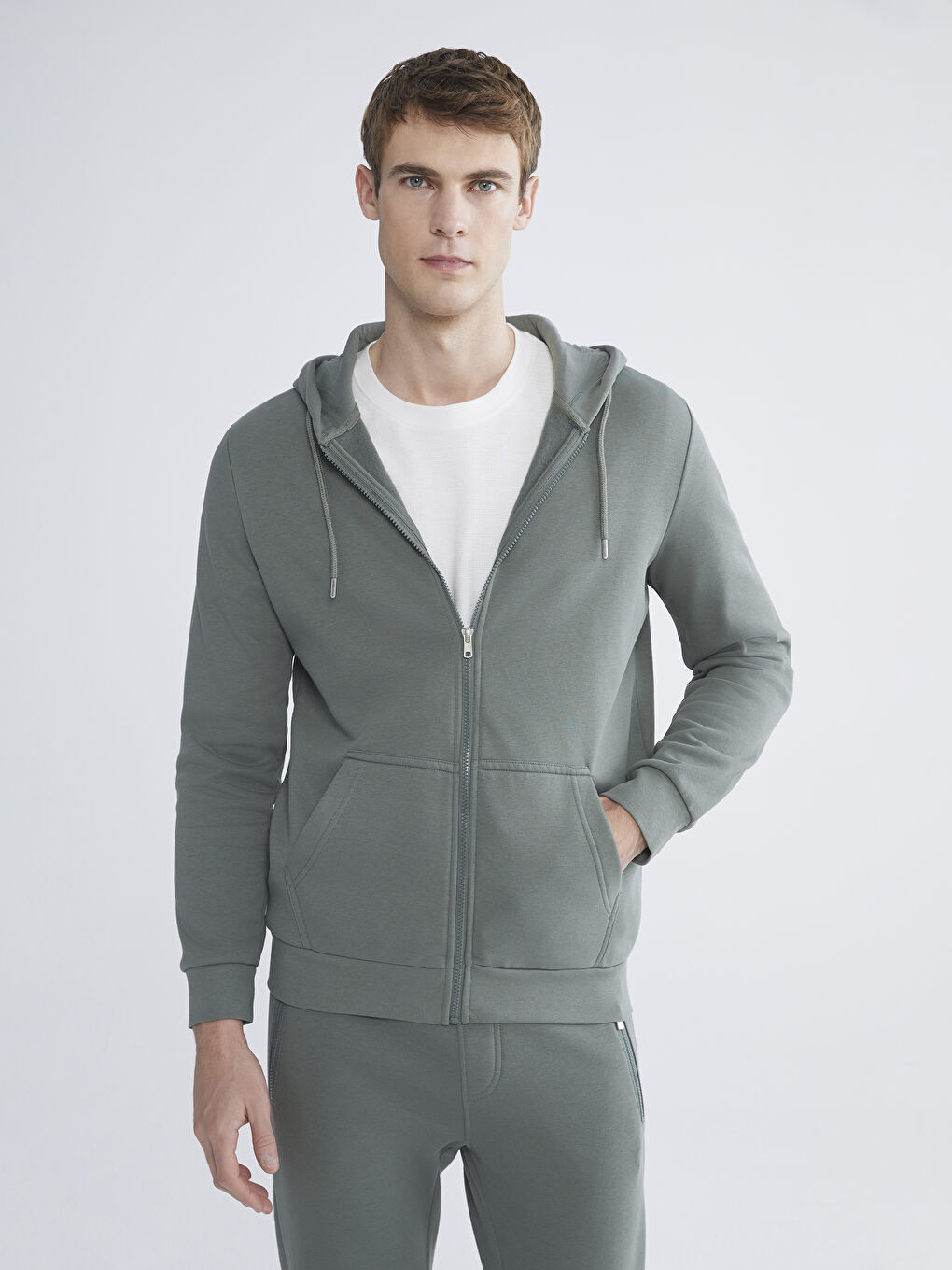 Hooded Long Sleeve Men's Zip-Up Sweatshirt-2