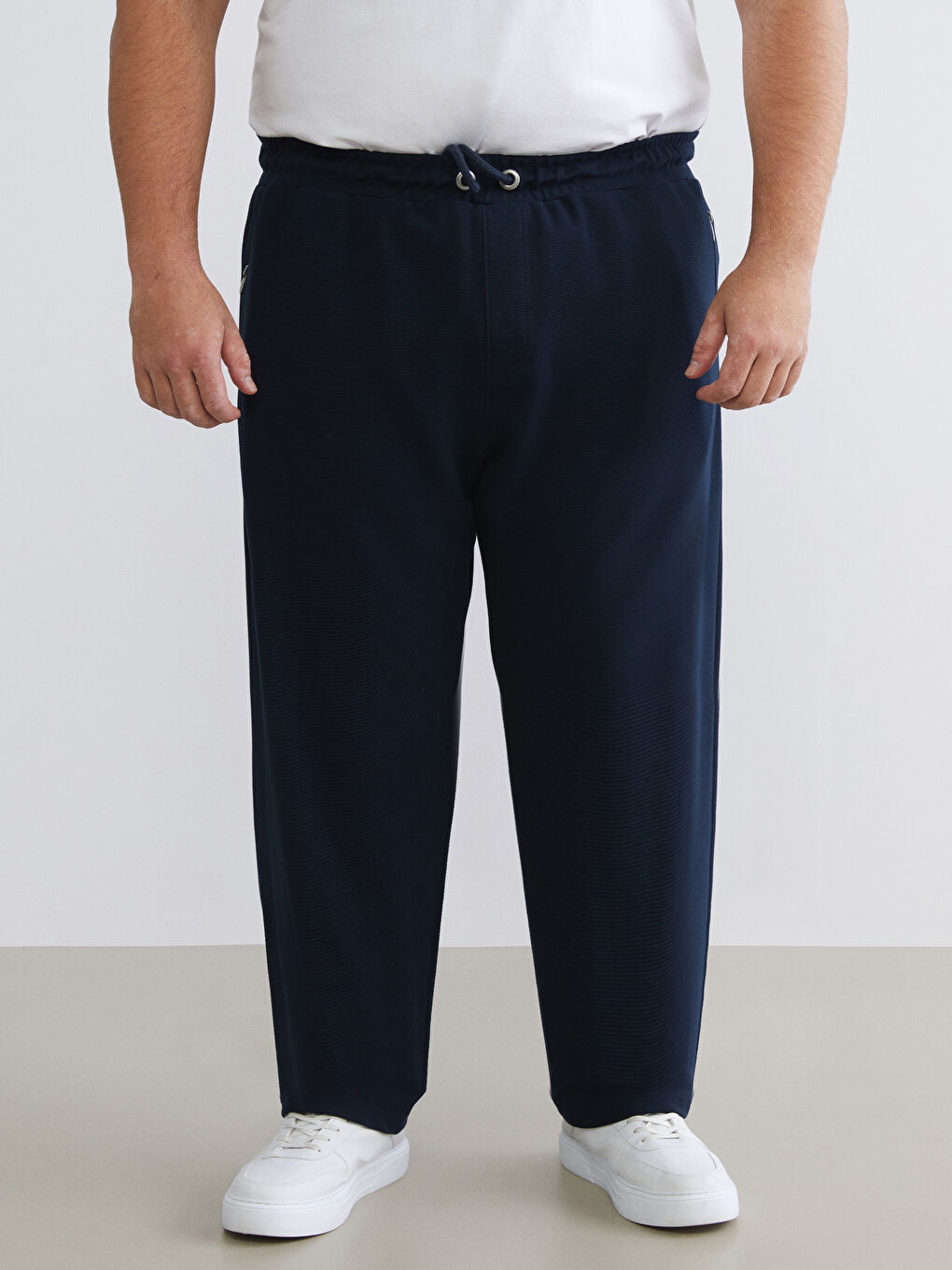 Man NAVY Sweatpants-6