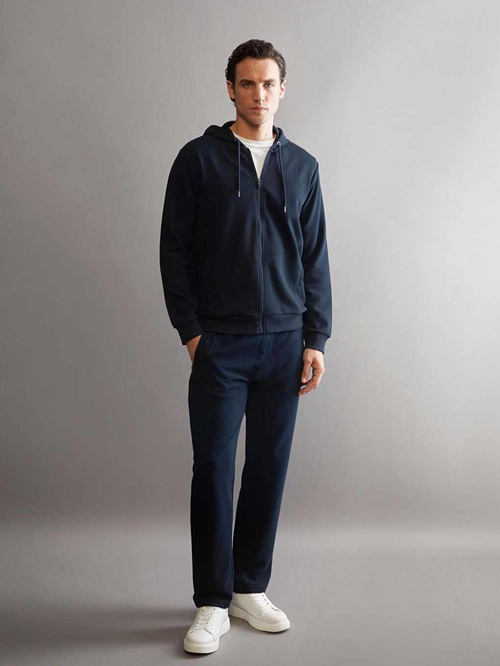 Hooded Long Sleeve Men's Zip-Up Sweatshirt-1