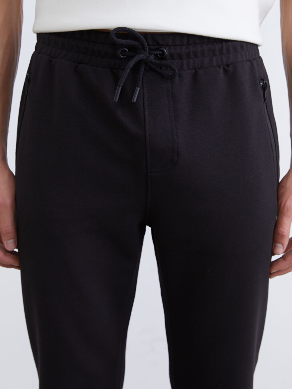 Чоловічі спортивні штани класичного крою-2