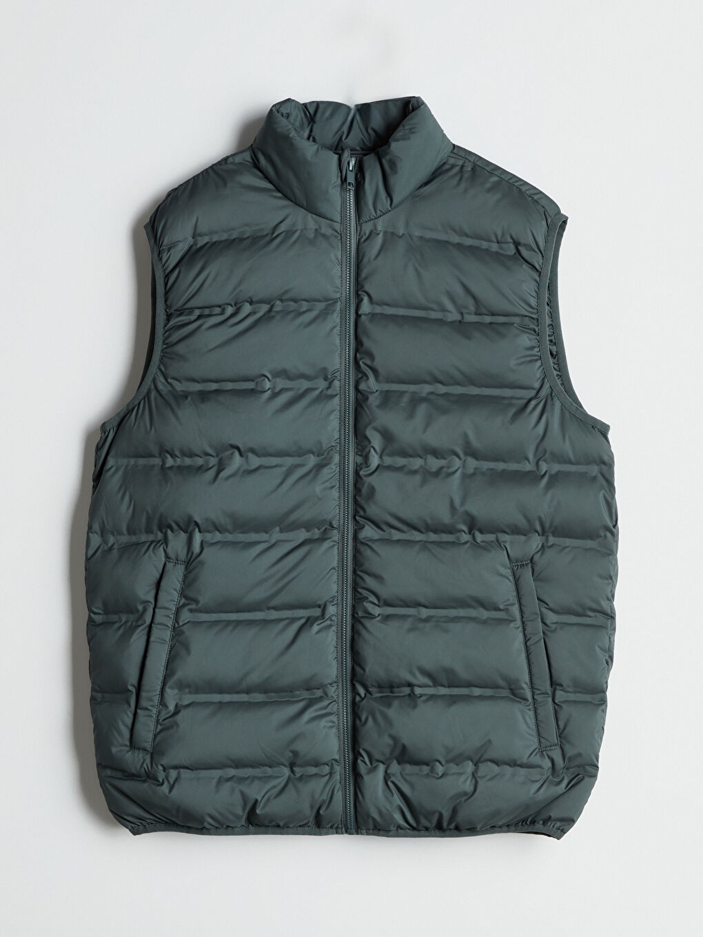 LCW Vision Standard Fit Funnel Neck Men's Puffer Gilet -W52071Z8-GQV