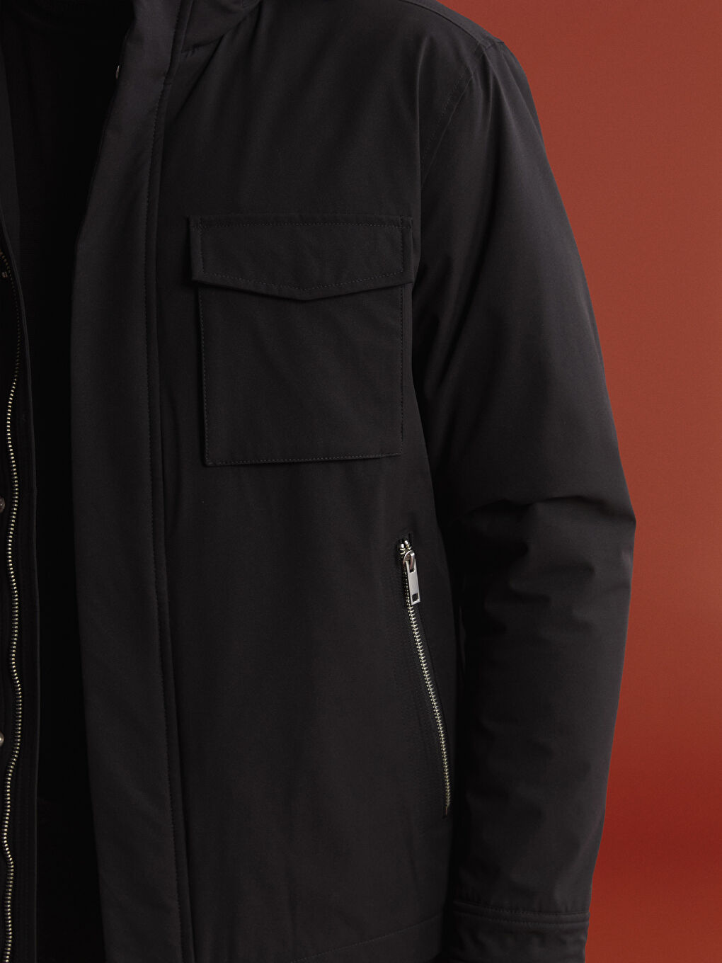 Мужская куртка стандартного кроя с капюшоном-2