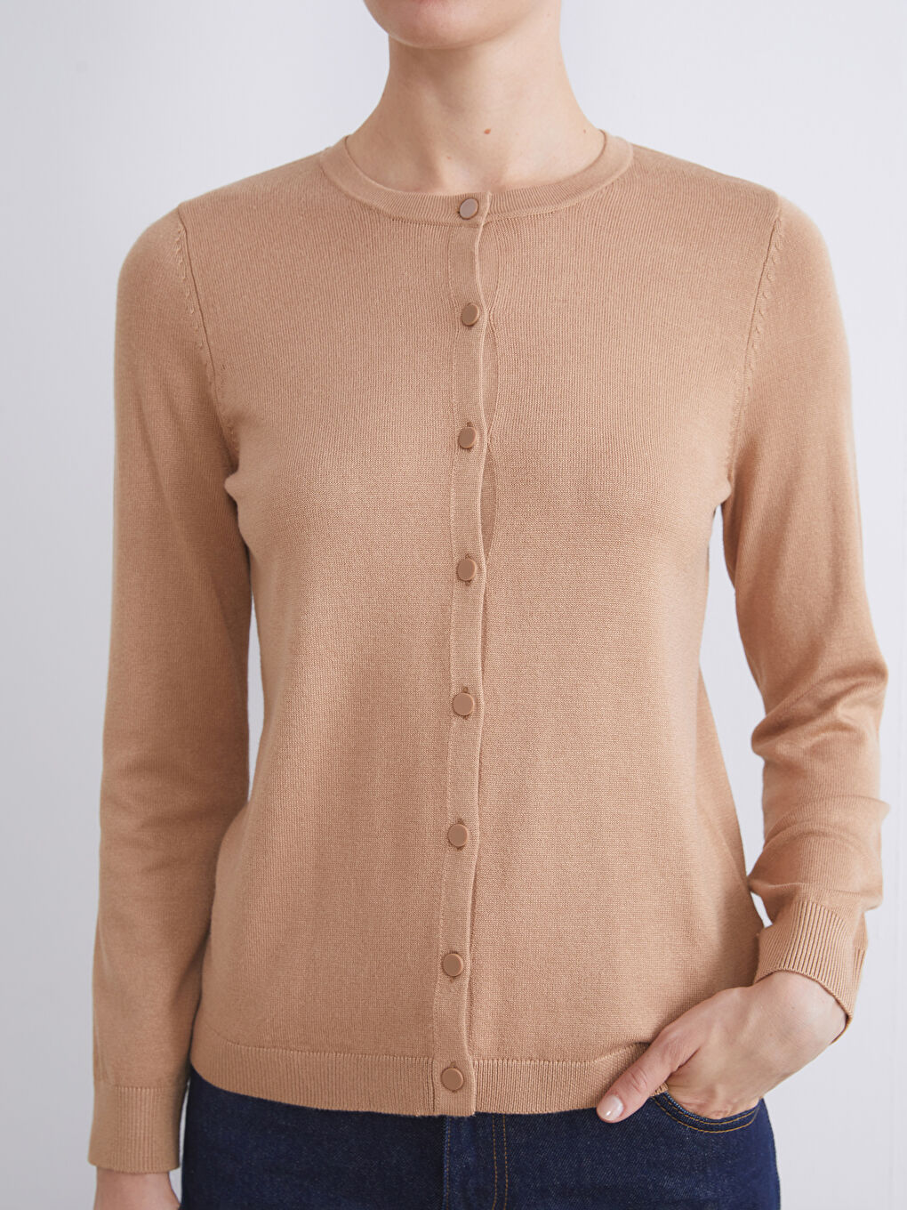 LCWAIKIKI Classic Crew Neck Women's Knitwear Cardigan -W52172Z8-YF2