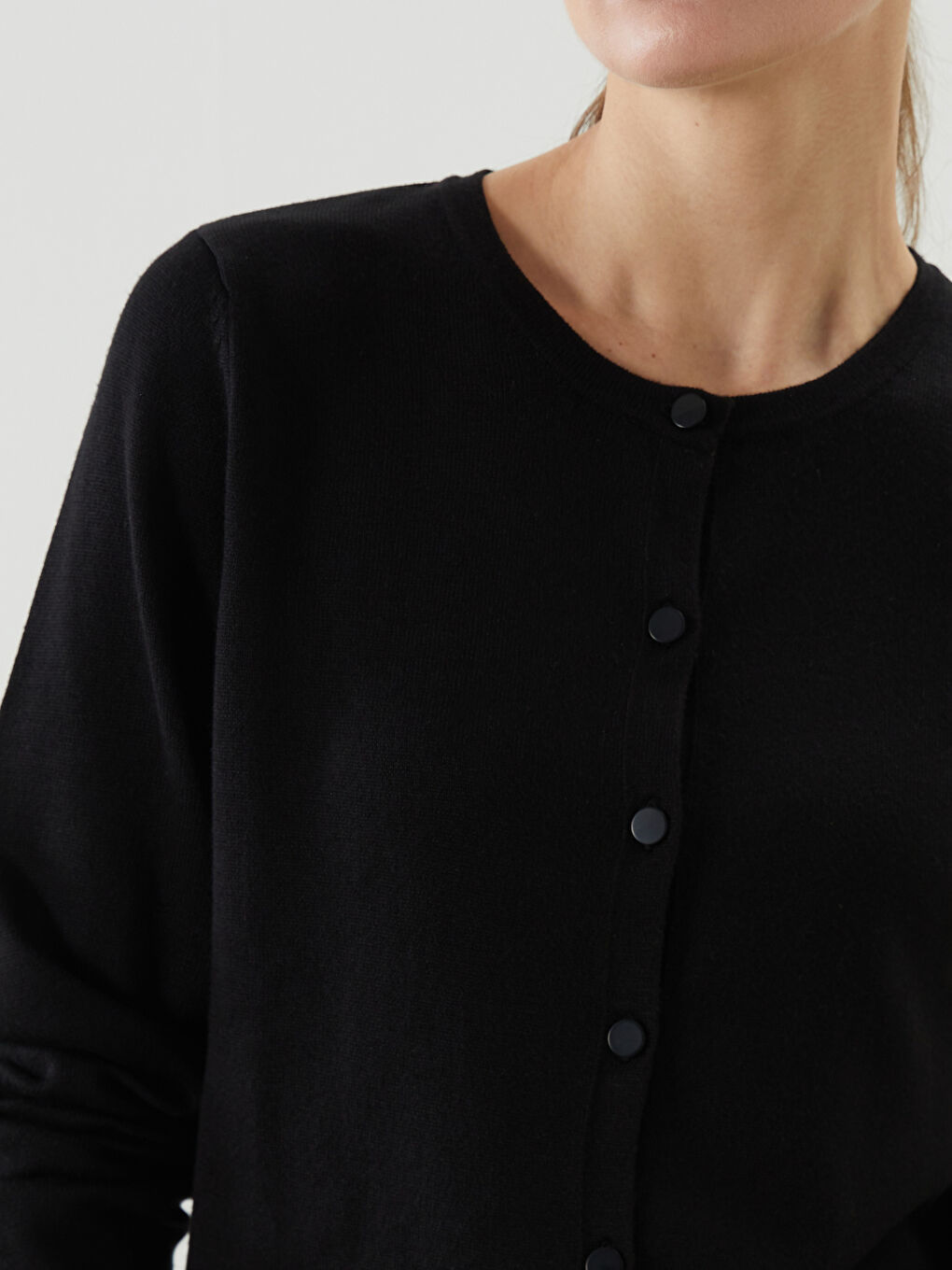 LCWAIKIKI Classic Crew Neck Women's Knitwear Cardigan -W52172Z8-CVL