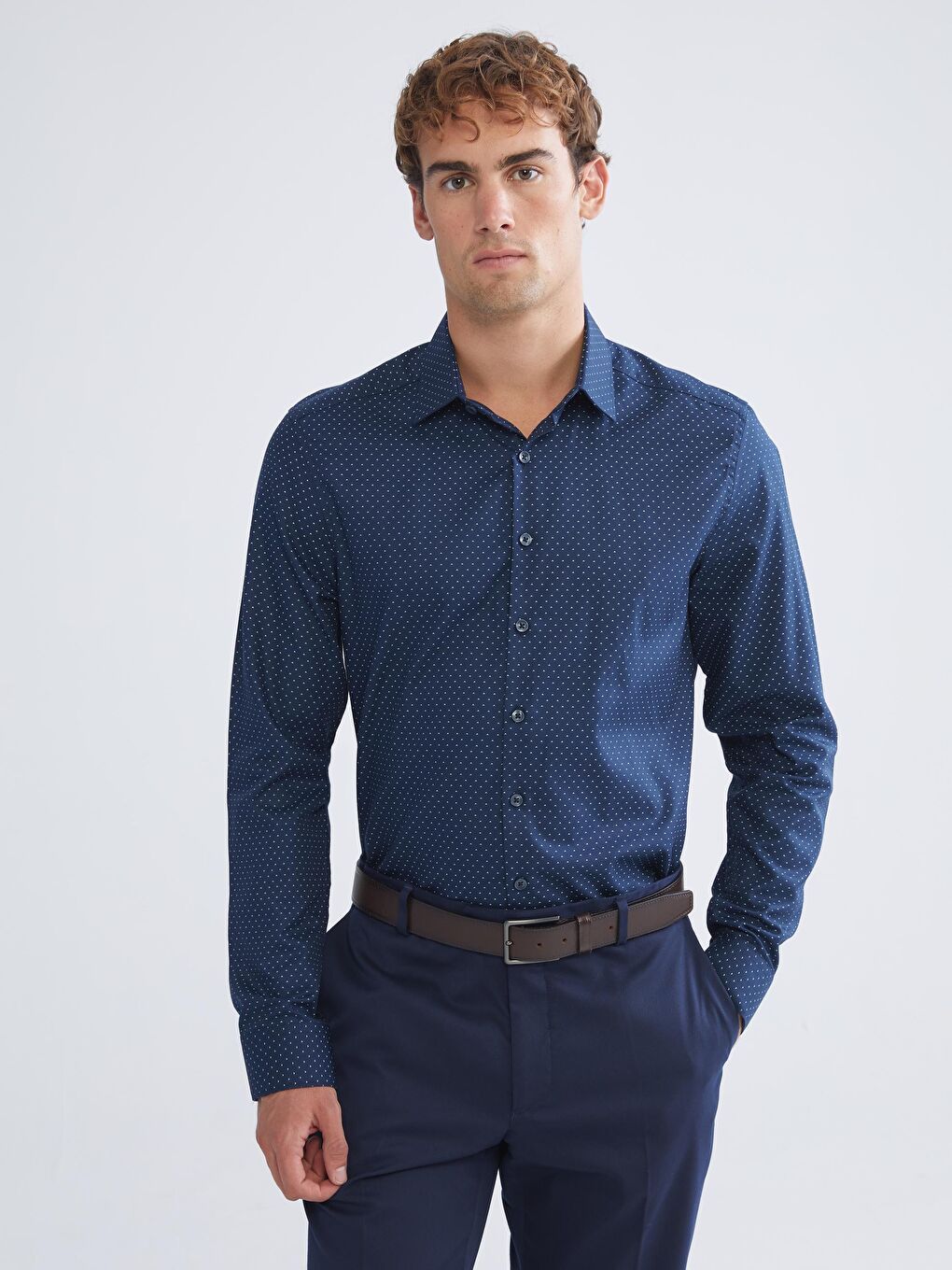 LCWAIKIKI Classic Slim Fit Long Sleeve Gabardine Men's Shirt -W52191Z8-LSJ
