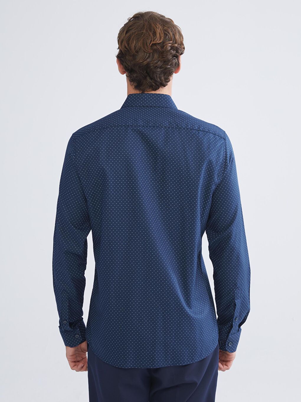 LCWAIKIKI Classic Slim Fit Long Sleeve Gabardine Men's Shirt -W52191Z8-LSJ