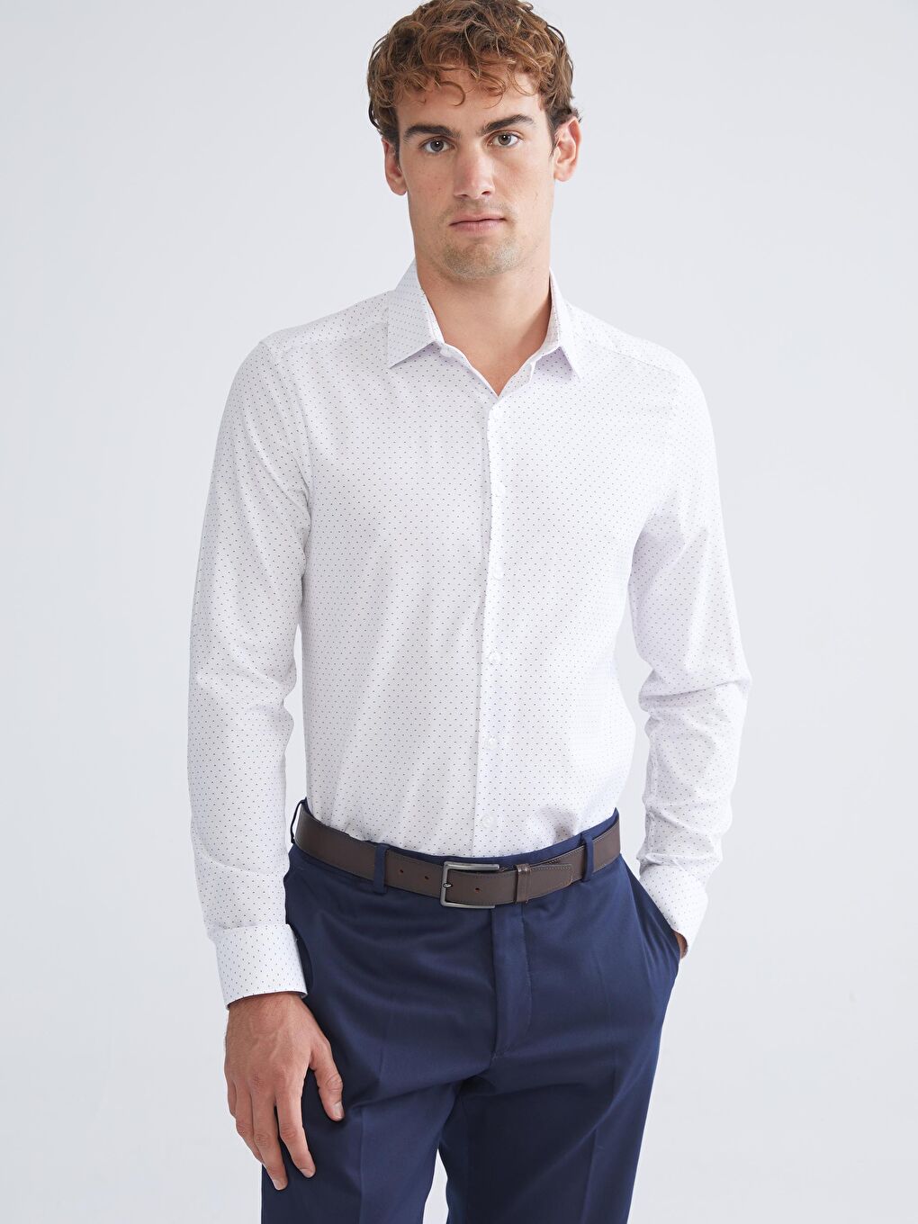 LCWAIKIKI Classic Slim Fit Long Sleeve Gabardine Men's Shirt -W52191Z8-LU7