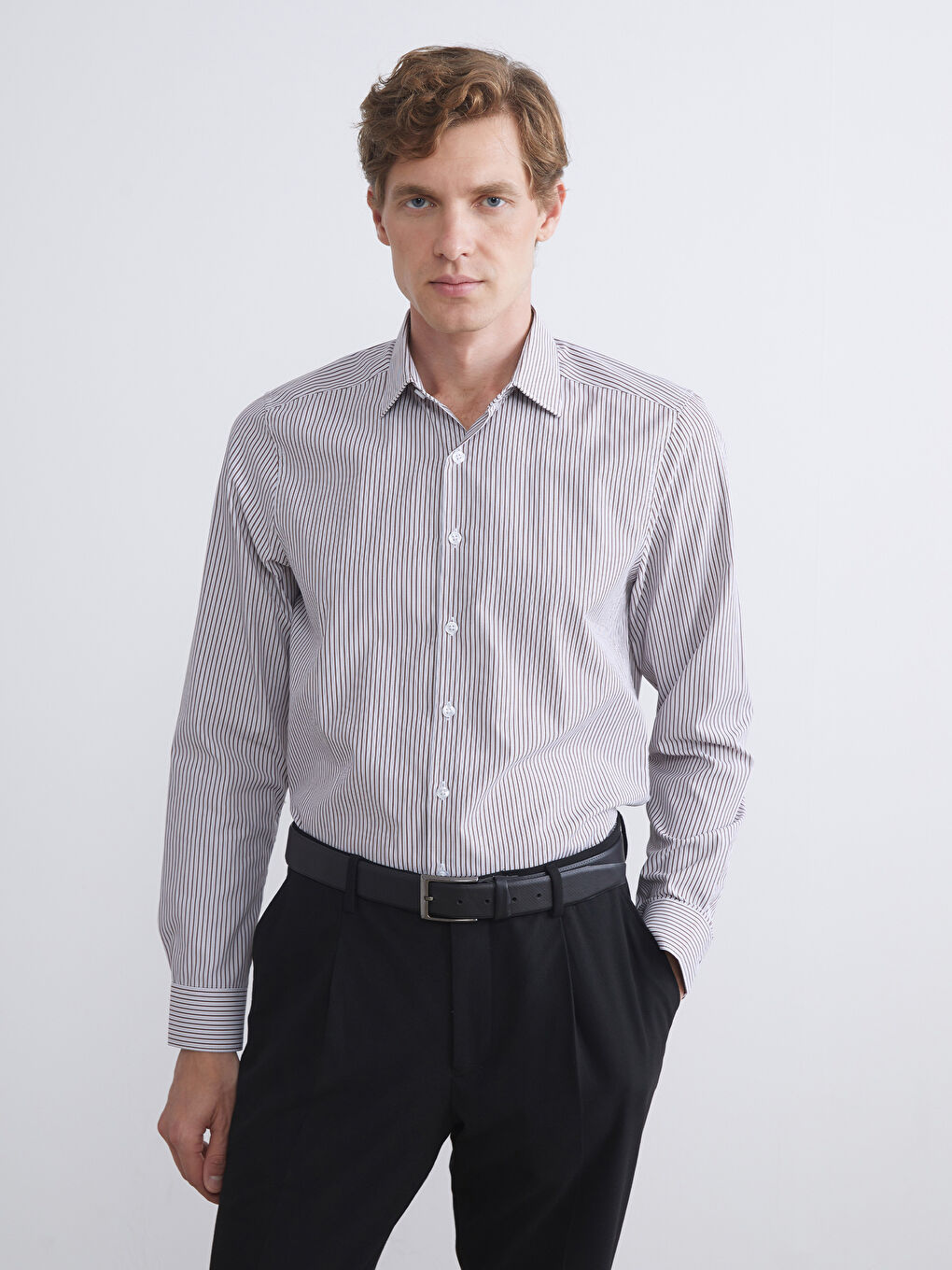 LCWAIKIKI Formal Slim Fit Long Sleeve Striped Men's Shirt -W52194Z8-LE8