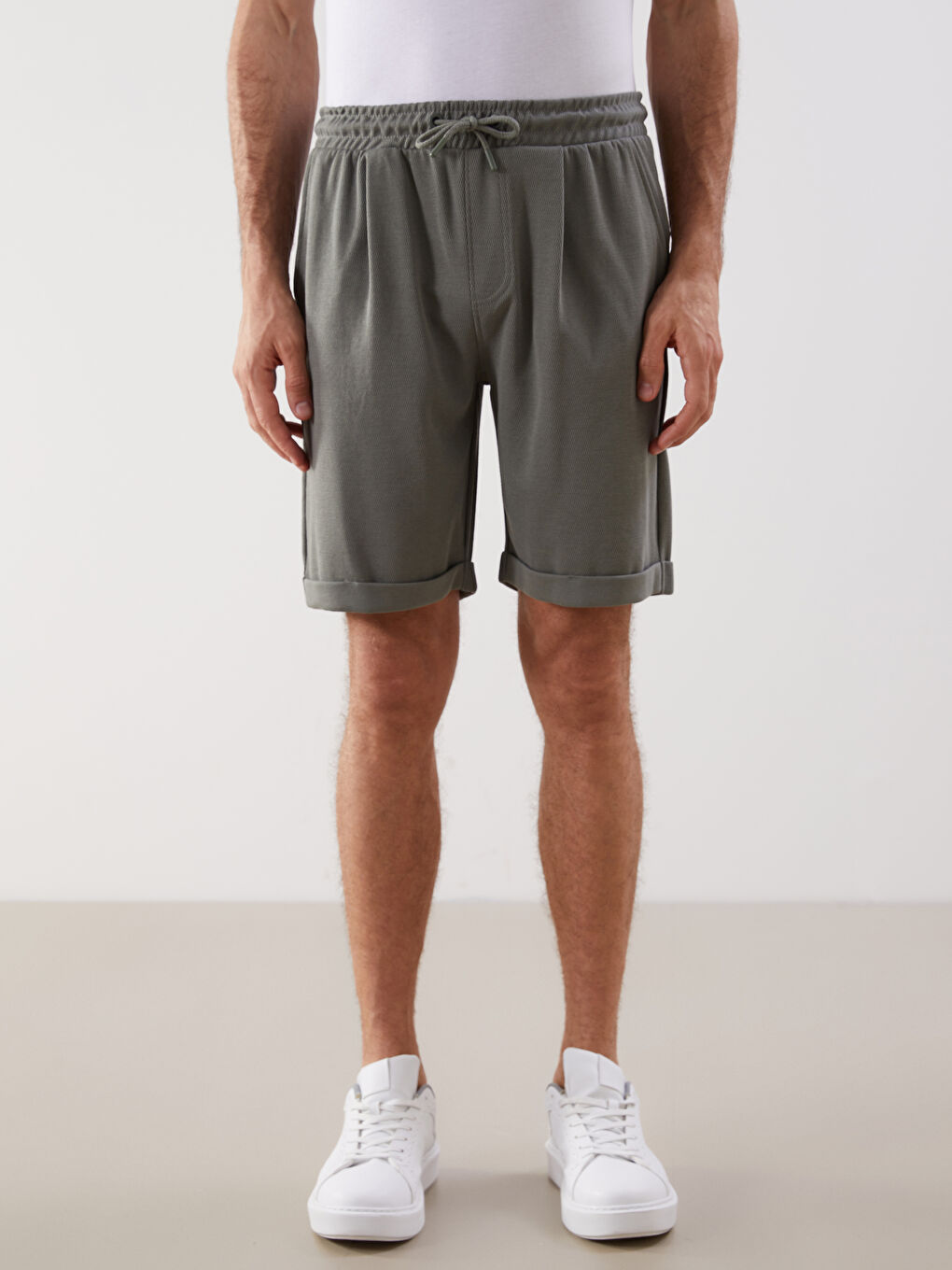 Haki Standart Kalıp Erkek Şort-4