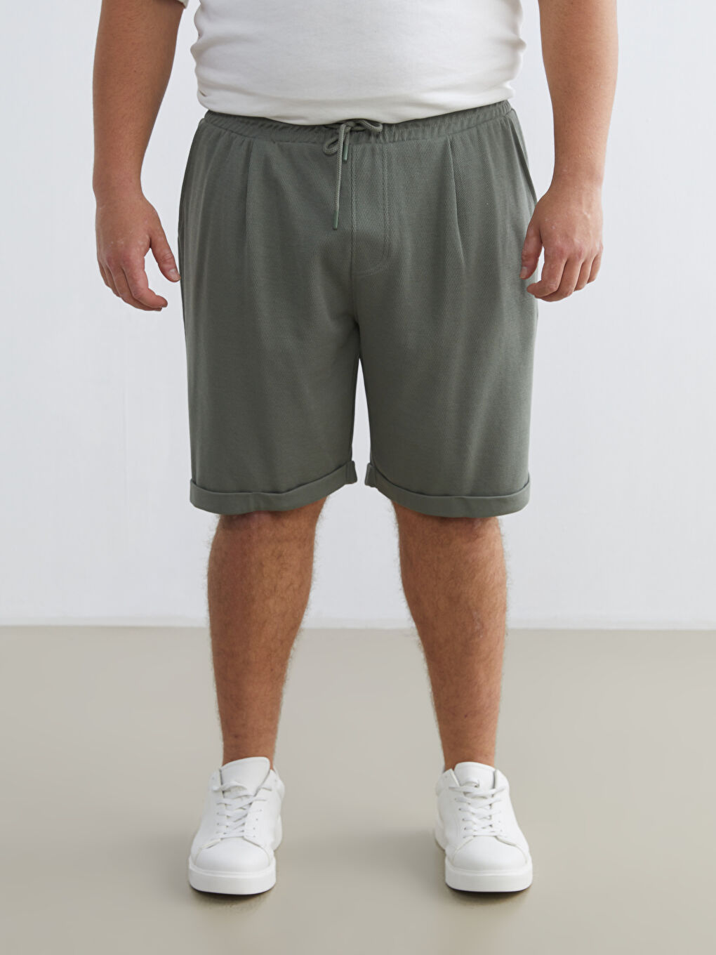 Haki Standart Kalıp Erkek Şort-9