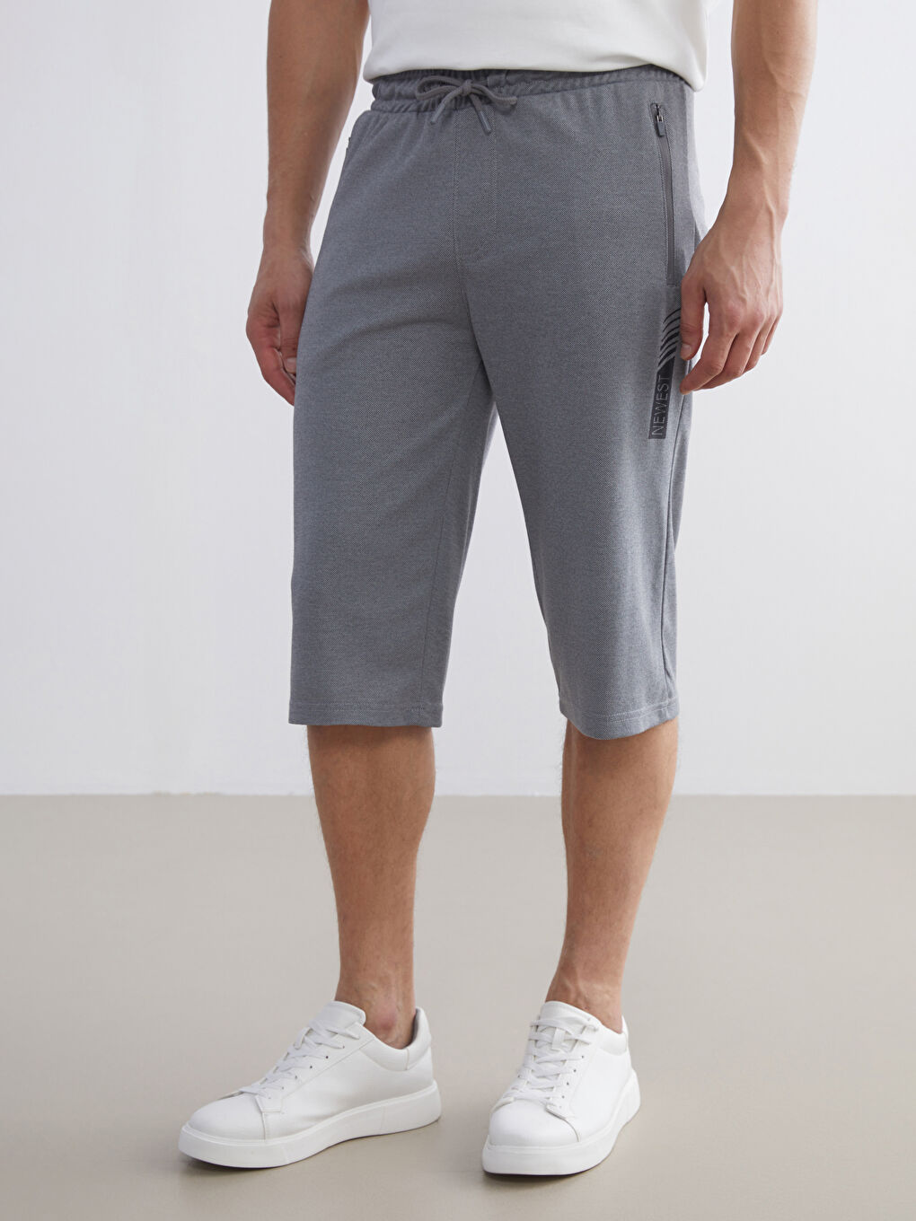 Gri Standart Kalıp Erkek Bermuda Şort-2