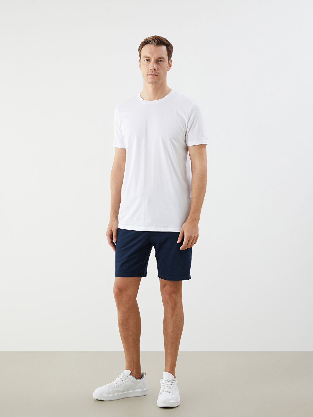 LCWAIKIKI Classic Standard Fit Men's Shorts -W52204Z8-DWP