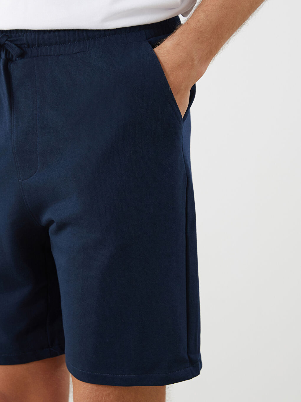 LCWAIKIKI Classic Standard Fit Men's Shorts -W52204Z8-DWP