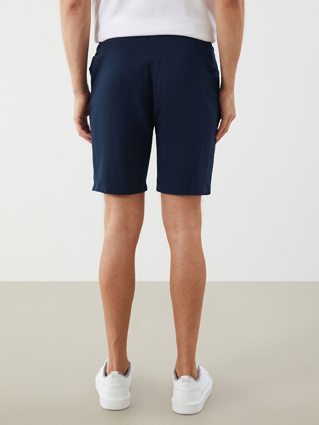LCWAIKIKI Classic Standard Fit Men's Shorts -W52204Z8-DWP