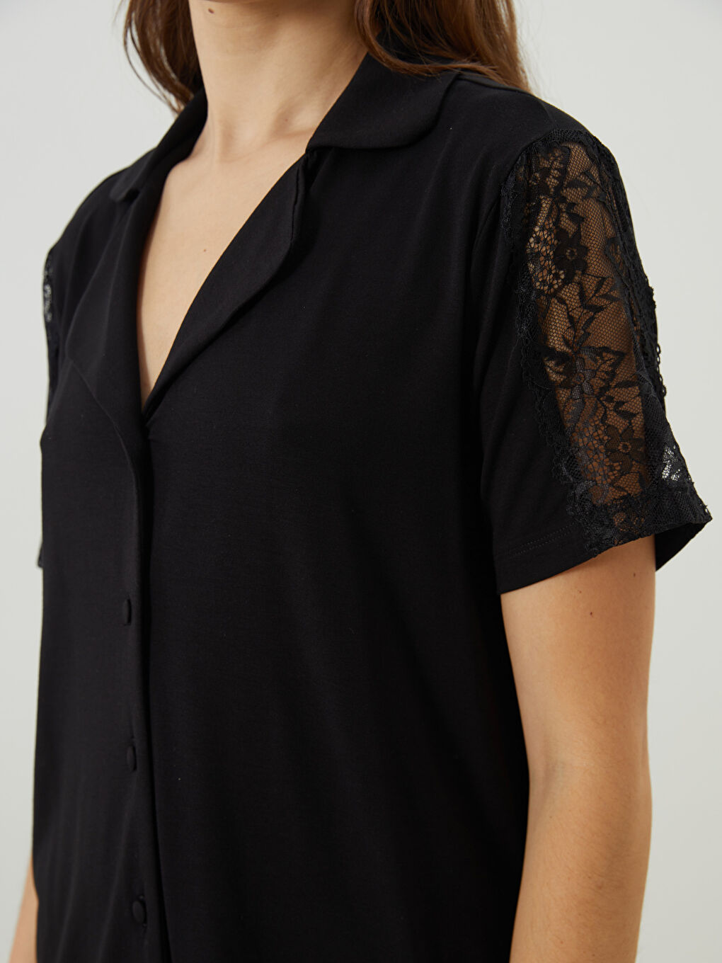 Siyah Gömlek Yaka Dantel Detaylı Kadın Pijama Takımı-3