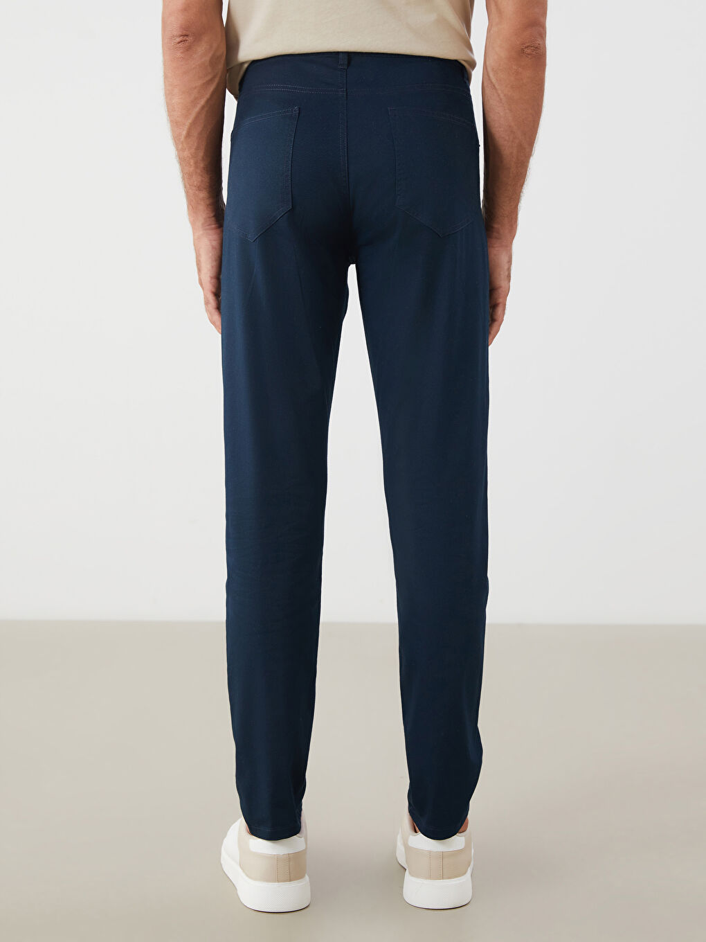 LCWAIKIKI Classic Slim Fit Men's Chino Trousers -W52287Z8-KN7