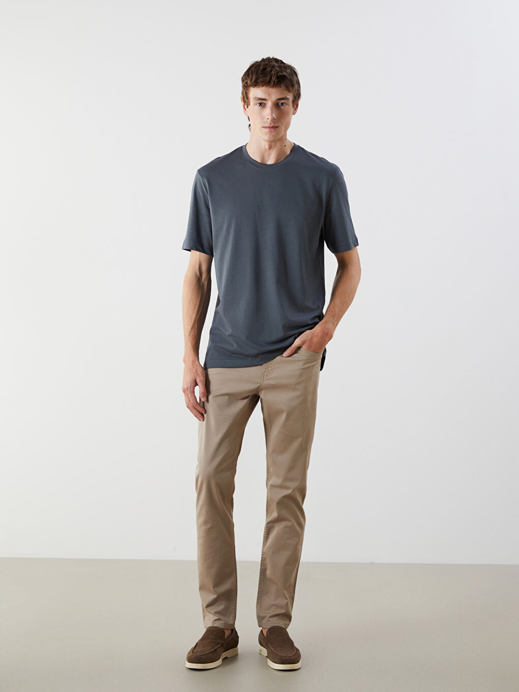 LCWAIKIKI Classic Slim Fit Men's Chino Trousers -W52287Z8-S2N